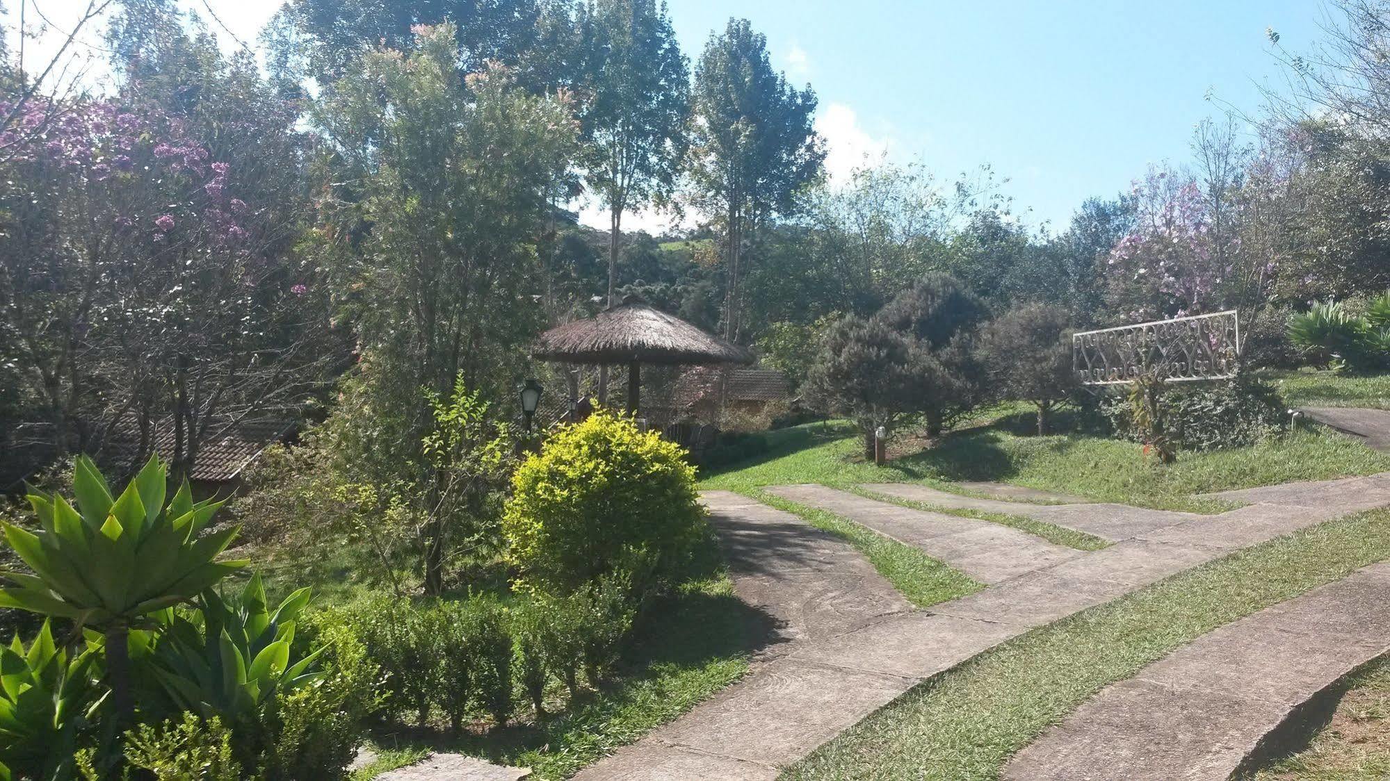 Pousada Quatro Estacoes Santo Antônio do Pinhal Eksteriør billede
